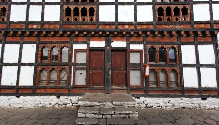 Dungtse Lhakhang