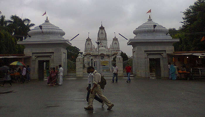 tourist places near gorakhpur up