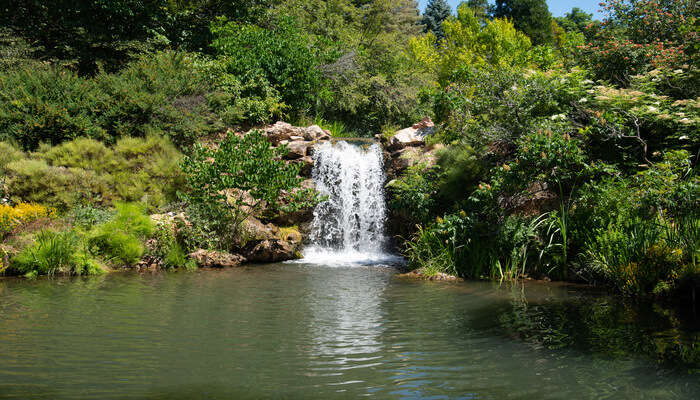 Sirki Waterfall