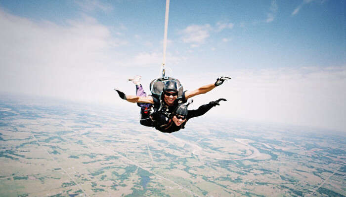 SkyDiving