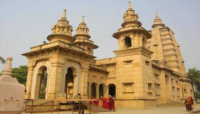 Visit The Buddhist Temple