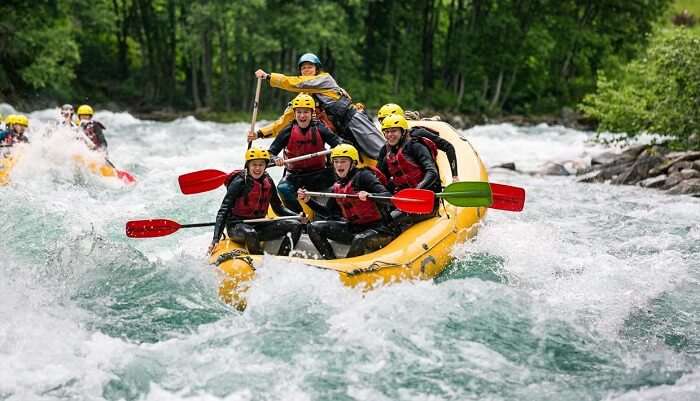 river rafting in rishikesh