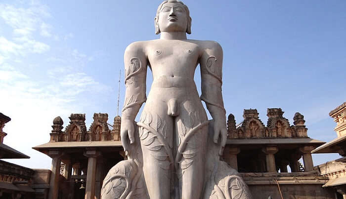  monolith statue of Bahubali