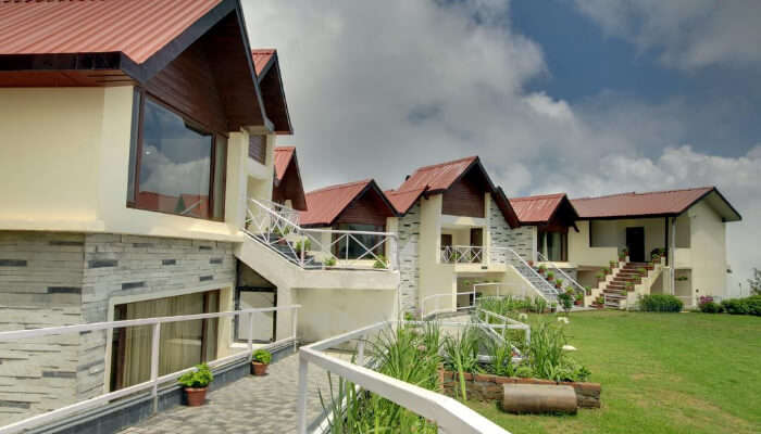 Koti Resorts in Mashobra