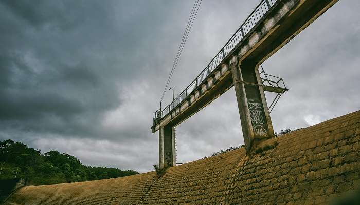 visit Anagpur Dam near surajkund