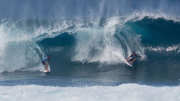 surfing places around the world