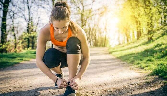 learn how to stay fit while travelling