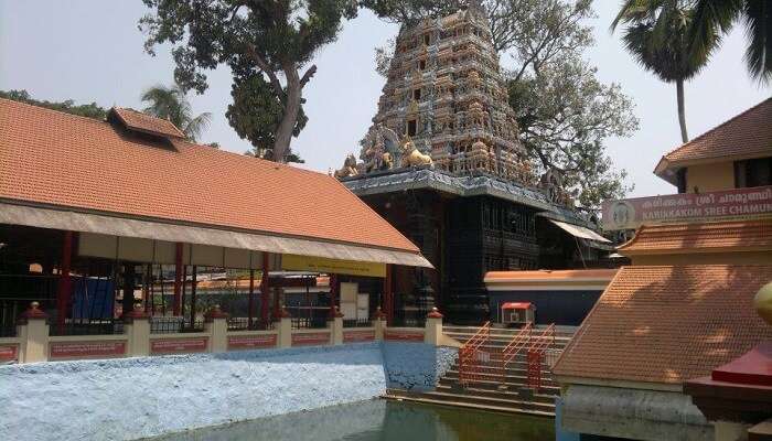Outside the great Karikkakom Sree Chamundi Devi temple in Trivandrum. 