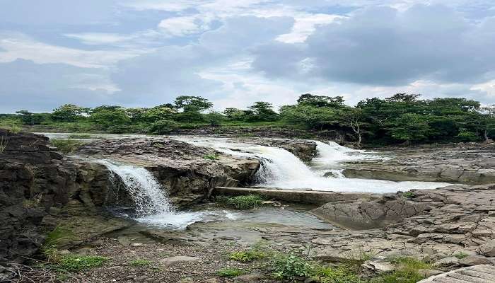 Kuntala Falls
