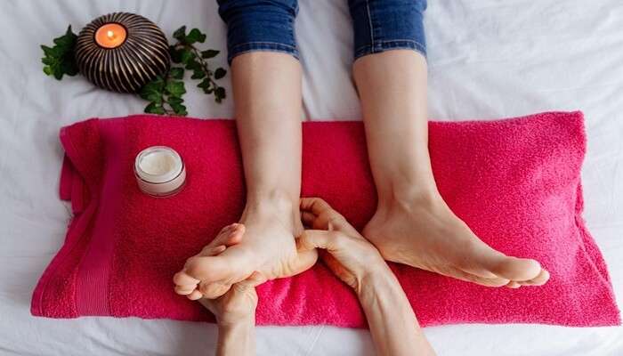 Ayurvedic Feet massage therapy