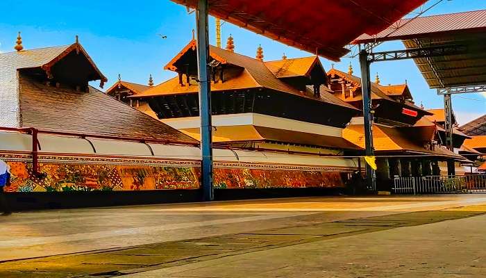 Guruvayar Sree Krishna temple on a beautiful morning
