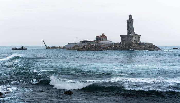 The serene waters of Kanyakumari are among the top places to visit near Kerala.