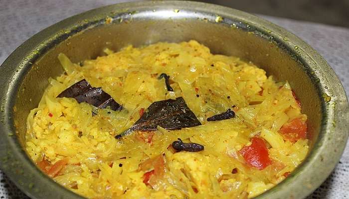 Gujarati Khichdi, among the must-have Gujarati dishes.