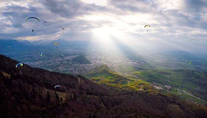 Paragliding