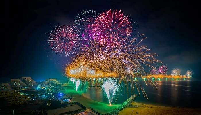 public beaches to witness the fireworks.