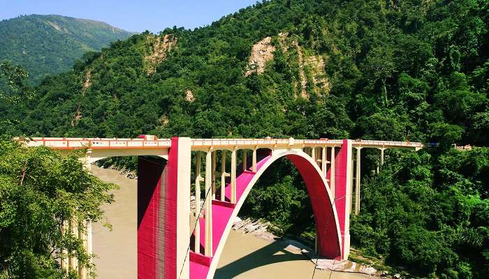 A mesmerising view of bridge in Siliguri