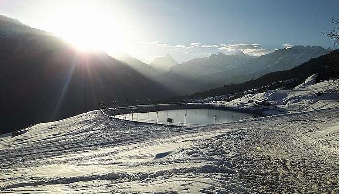 Auli a beautiful location for couples.
