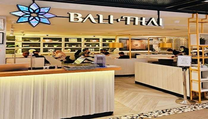 BaliThai-one of the best Restaurants Near Marina Barrage. 
