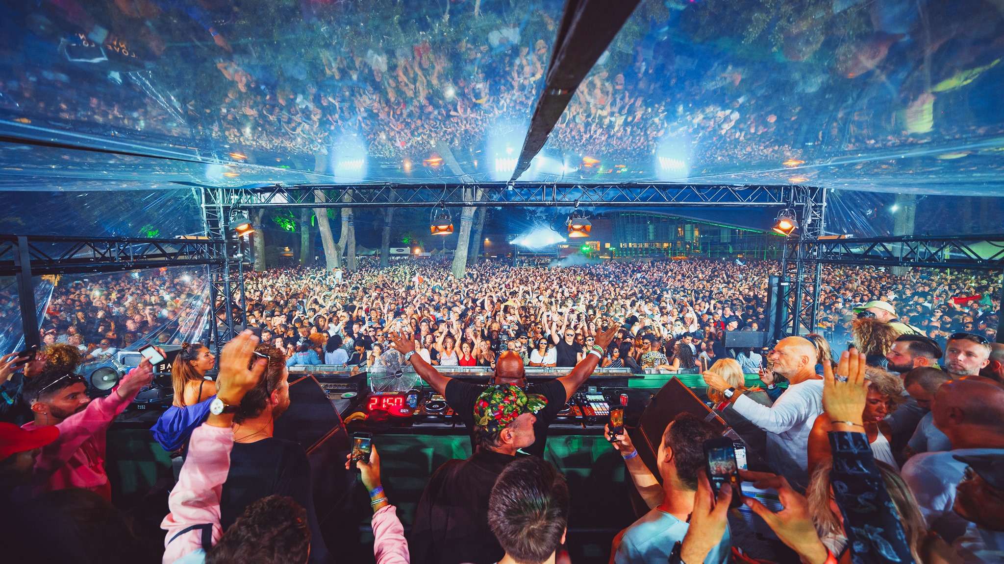 EDM Fest At Loveland, New Year In Amsterdam