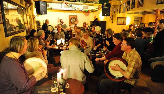 Folk session at a pub, christmas in ireland