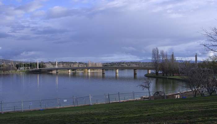 Lake Burley Griffin visit Canberra in December