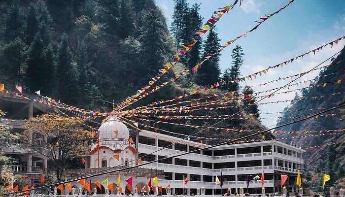 Manikaran Sahib in Kasol in winter