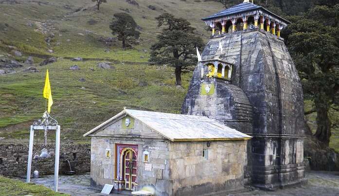 spectacular views, Madmaheshwar Temple Trek Guide