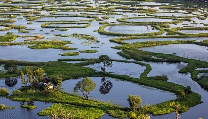 enormous freshwater lake 