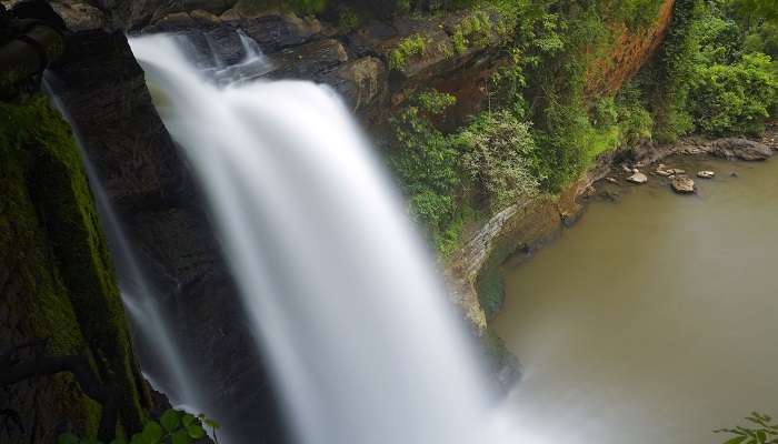 scenic Arvalem waterfalls