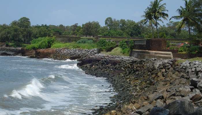 riverside view at one of the best places to visit in Kerala