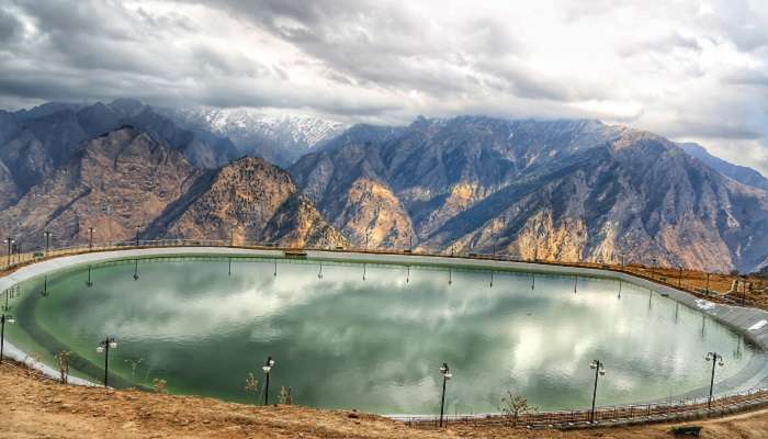 auli lake