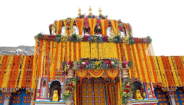 बद्रीनाथ माणा गांव का अन्वेषण करें और पीपलकोटी तक ड्राइव करें