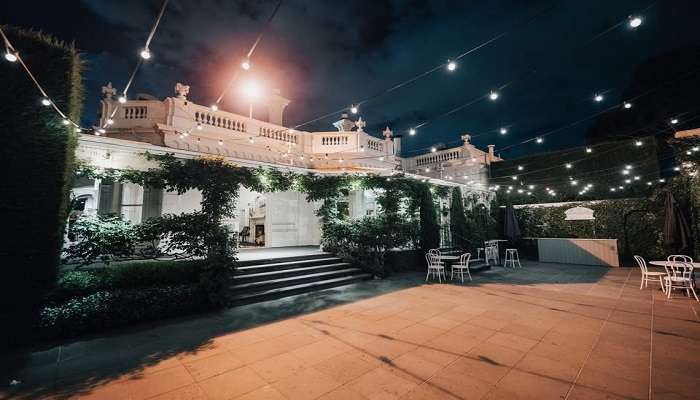 quta quatta Melbourne night view with wedding decore.