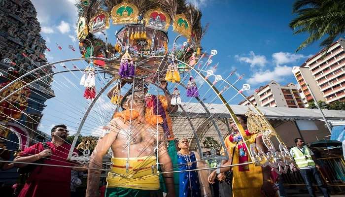 Explore the amazing fun of Thaipusam festival in your vacation to Singapore in February