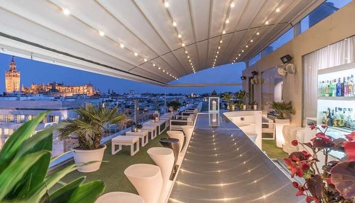 Book your hotel in some of the best places to stay in Seville