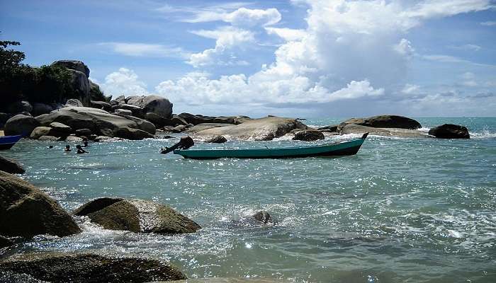 island lovers can’t afford to miss Bangka Islands. 