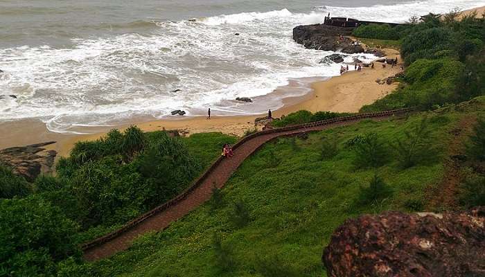 Bekal Beach Kerala,  is one of the Honeymoon Places In Kerala