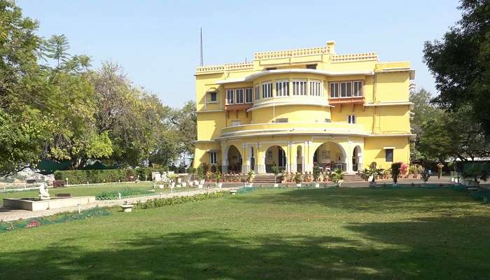 The haunted mansion of Rajasthan