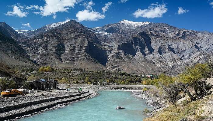 chandra and bhaga rivers. 