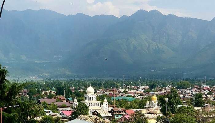 Chatti Padshahi Gurudwara, things to do in srinagar