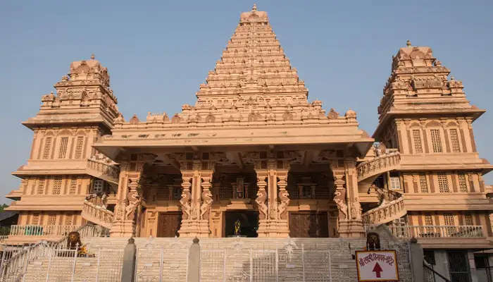 Chhatarpur Temple is a religious place in Delhi