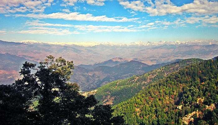 dalhousie is the top places to visit in Himachal in January.