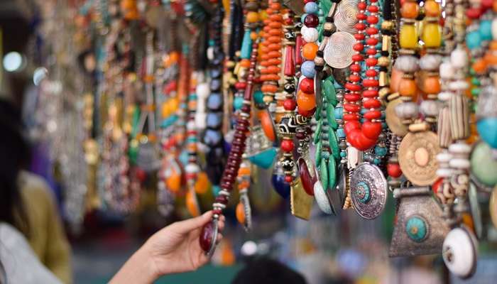 Dilli Haat- Places to visit in Delhi for couples, 