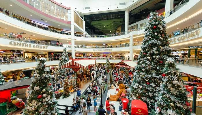 Christmas Shopping in Bali