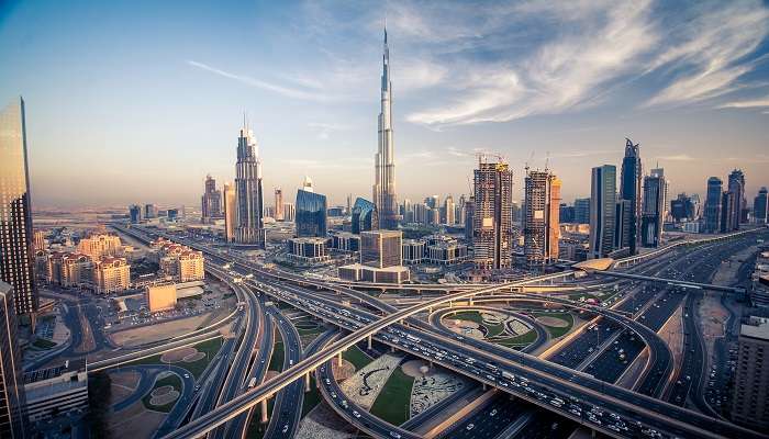 A splendid view of Dubai, one of the iconic places to visit in December in the world