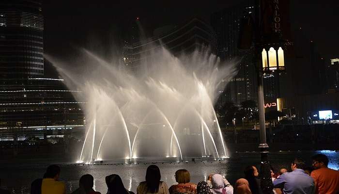 Dubai Fountain - Visit Dubai in March