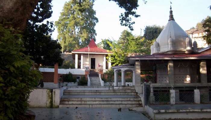 Durga Nag Temple, things to do in srinagar