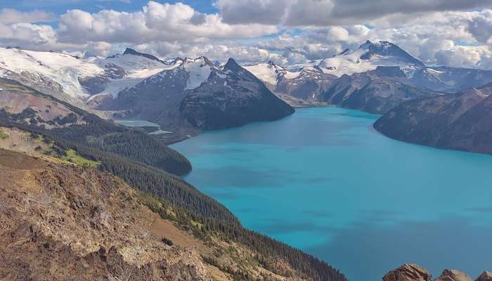 A breathtaking view of Garibaldi Lake