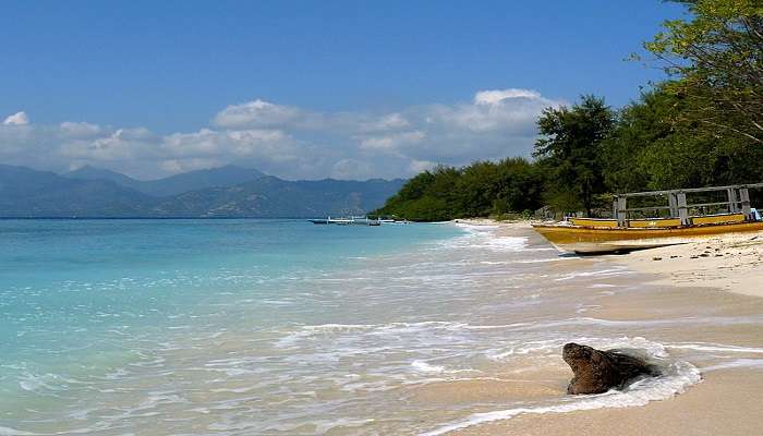 There are many such islands in and around Lombok which have the prefix of Gili