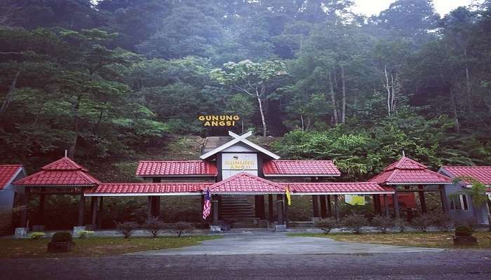 Trek to Gunung Angsi, among the best places to visit in Seremban Malaysia 